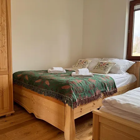 Apartment Na Soszowie: Scenic Retreat With Hot Tub & Sauna, Near Slopes Wisla