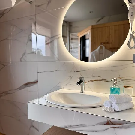 Na Soszowie, - Widokowe Miejsce Z Balią&prywatną Sauną, Obok Stoku Narciarskiego I Bike Parku, Dla Max 16 Osób Apartamento