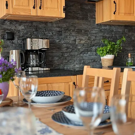 Na Soszowie: Scenic Retreat With Hot Tub & Sauna, Near Slopes Wisla