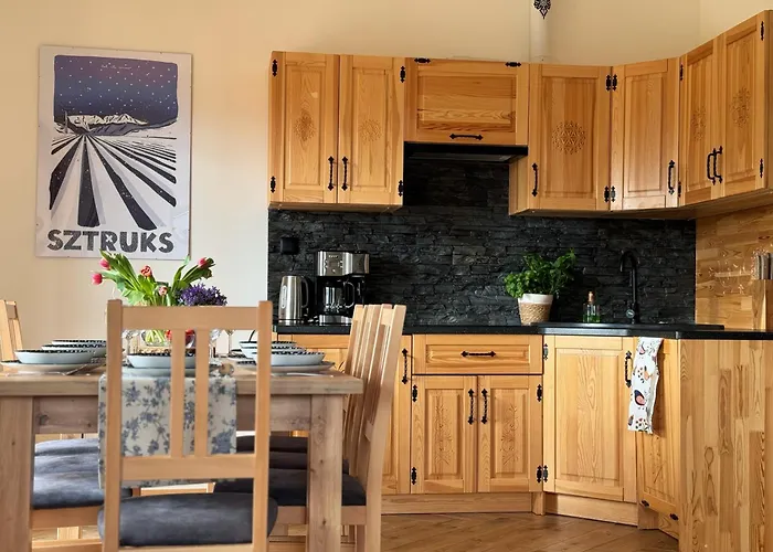 Appartamento Na Soszowie, - Widokowe Miejsce Z Balia & Prywatna Sauna, Obok Stoku Narciarskiego I Bike Parku, Dla Max 16 Osob